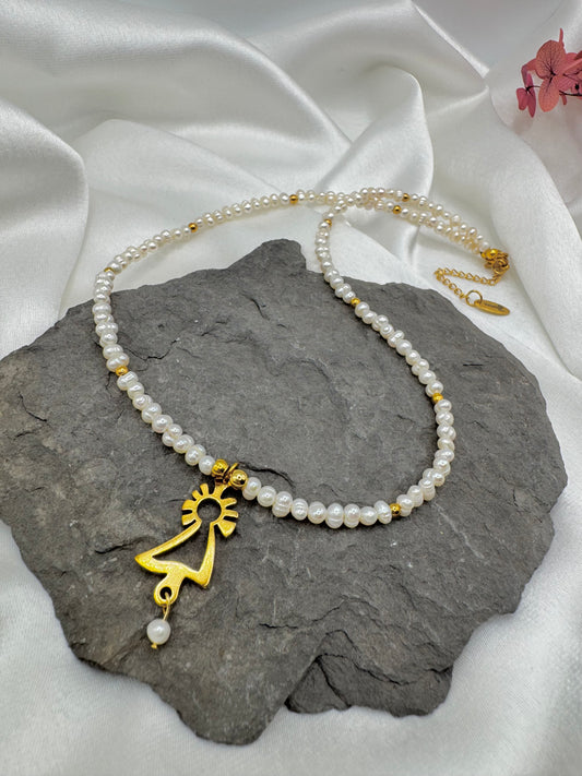 Collar perlas Virgen