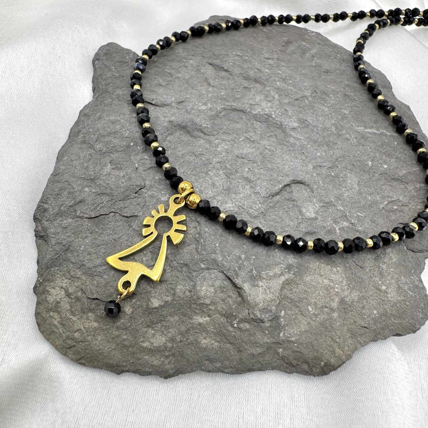 Collar Virgen del Pilar oro