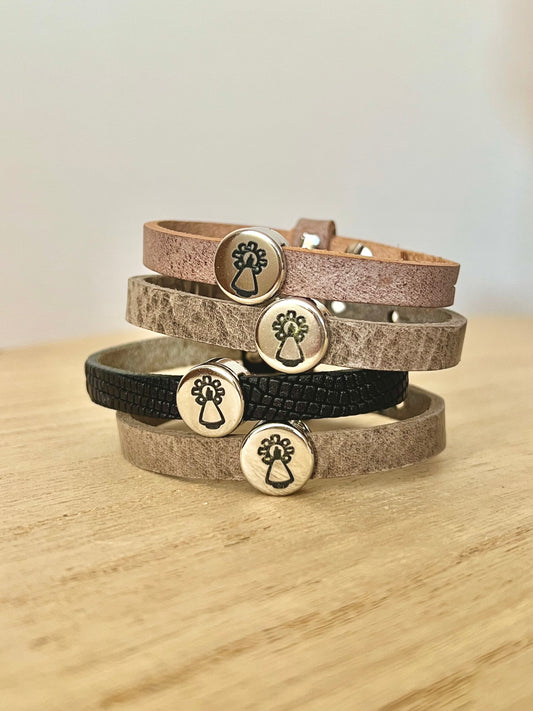 Pulseras Virgen Cuero