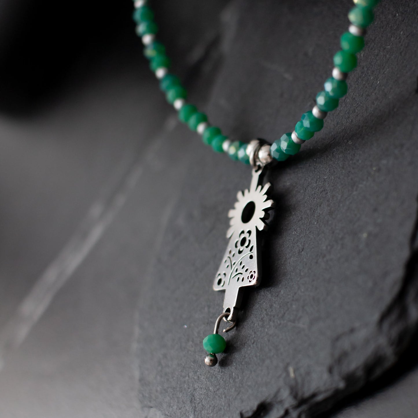 Collar Virgen del Pilar mantón