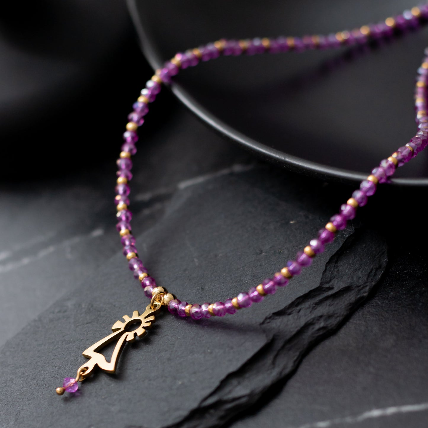 Collar Virgen del Pilar dorado
