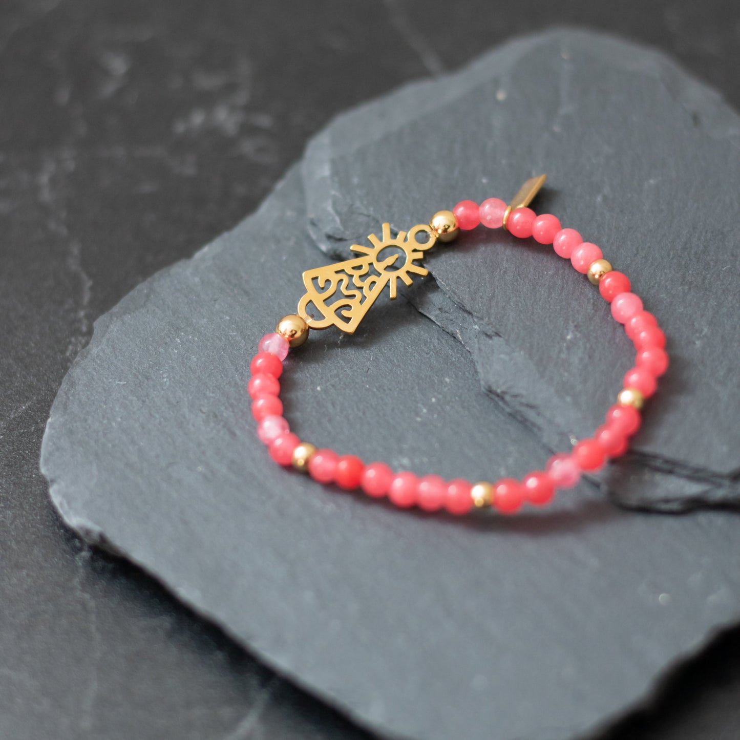 Pulsera Virgen clásica cristal dorada
