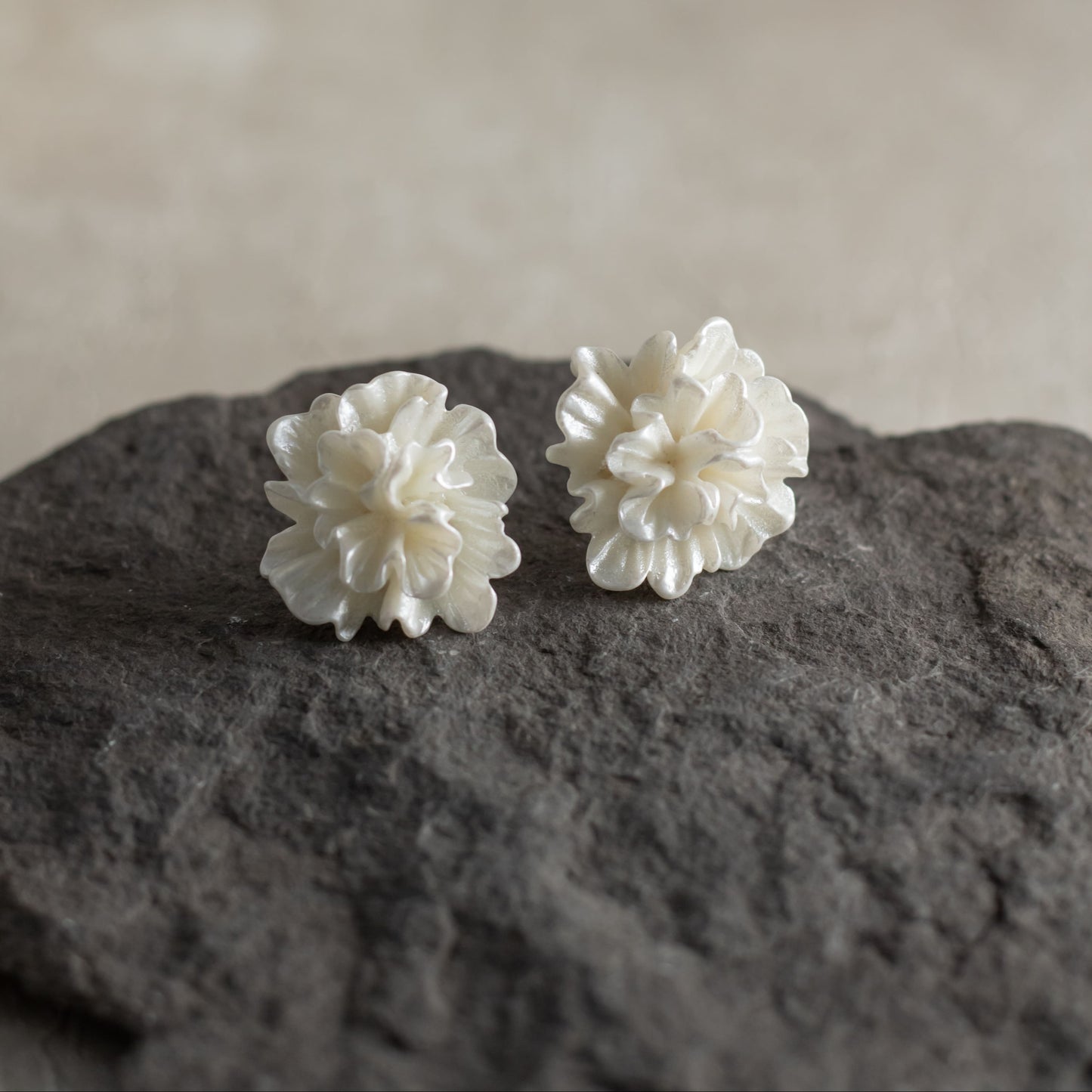 Pendientes Flora