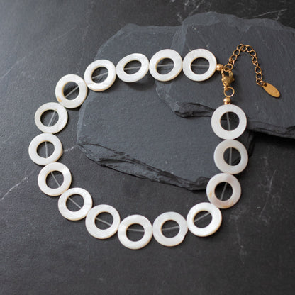 Choker Luna de Nácar
