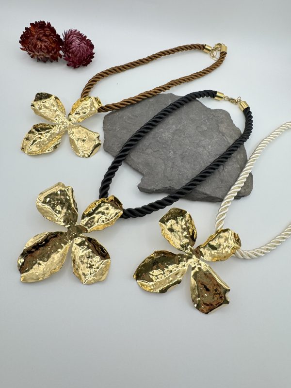 Collar cruz grande